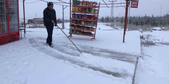 Elazığ’da Kar Yağışıyla Gelen Beyaz Kıyı: Uyarılar ve Güncel Durum