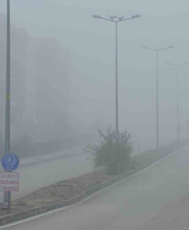 elazigda-yogun-sis-yuksek-kesimlerde-gorusu-5-metreye-dusurdu-4u8WgQtt.jpg