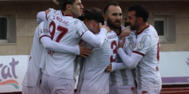elazigspor-turkiye-liglerinde-en-cok-gol-atan-takim-unvanini-elde-etti-43-golle-zirvede-iSUKud6F.jpg