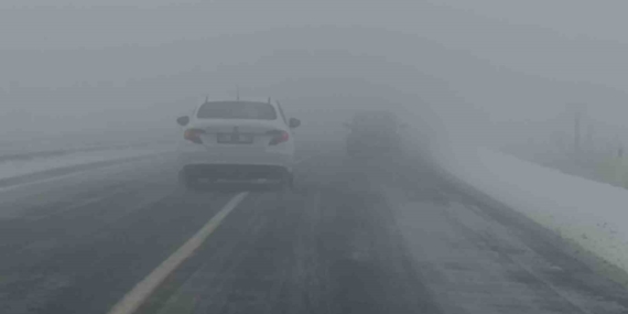 Kars’ta Yoğun Sis ve Kar Yağışı Ulaşımı Olumsuz Plumaya Sebep Oldu