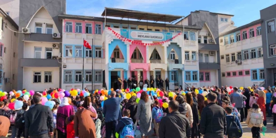 Kayapınar Mevlana İlkokulu’nda Bando Ekibiyle Renklenen Gün
