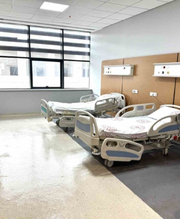 kayapinar-sehir-hastanesi-yeni-ornek-hasta-odasiyla-incelemeye-aciklandi-SXpI4fuB.jpg