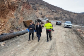 kemaliye-dutluca-arapgir-yolu-icin-gecikme-devam-ediyor-guncel-durum-ve-bolge-tepkisi-6OgFTU6k.jpg