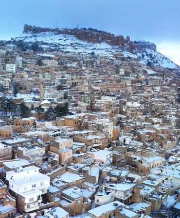 mardinin-beyaz-siir-karla-kapli-tarihin-oykusu-6qr2uCfn.jpg