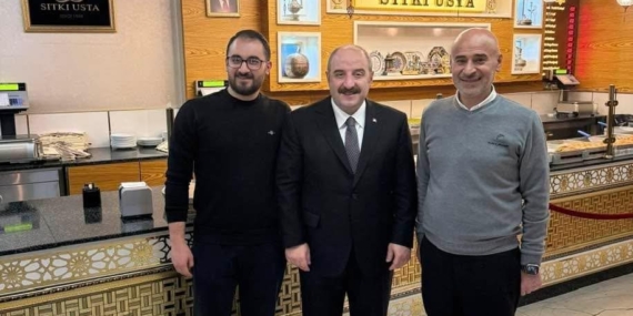 Mustafa Varank’ın Sıtkı Usta Ziyareti: Esnaf Motivasyonunu Artıran Samimi Buluşma