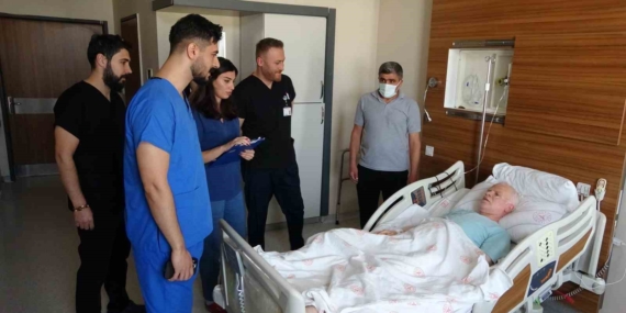 Muş’tan Van’a Uzun Soluklu Operasyon: Aort Yırtığına Karşı 8 Saatlik Müdahale