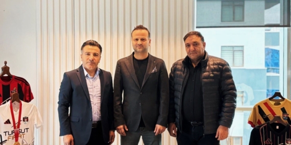 Osman Zeki Korkmaz Parkura Görev Başladı: Vanspor Yeni Teknik Direktörüyle Yola Devam Ediyor