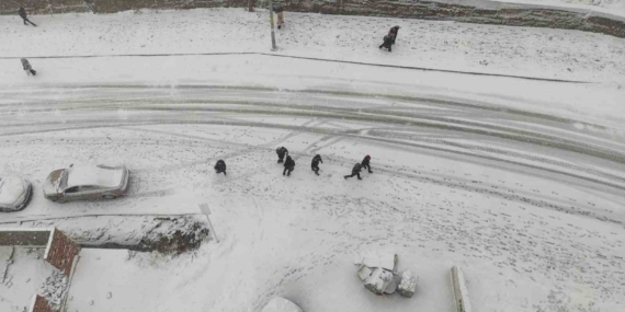 Sason’da Kar Yağışı Nedeniyle Okullarda Bir Gün Erteleme ve Kamu Çalışanlarına İdari İzin