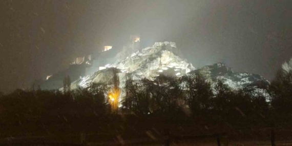 Van’da Kar Yağışıyla Gelen Manzara: Şehir ve Yollar Hazır, Önlemler Devam Ediyor