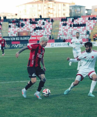 vanspor-fk-umraniyespor-evinde-kayip-dokanovi-in-sovu-78de-geldi-jG96fend.jpg