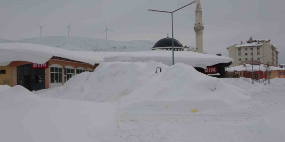 Bitlis’te Yoğun Kar Yağışı Sonrası Karla Mücadele ve Yol Durumu