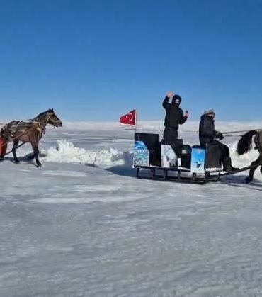 cildir-golu-kis-yuzeyinde-yeniden-canlandi-atli-kizak-keyfi-ve-guvenlik-uyarilari-uPGUXWOv.jpg