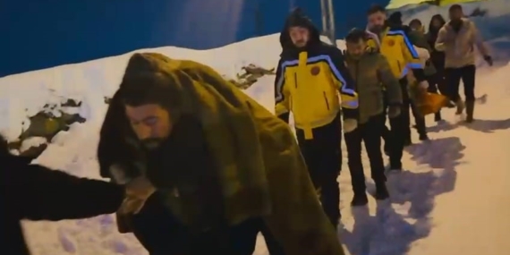 Demirciler Köyünde 110 Yaşındaki Mn. Mk İçin Yol Açıldı: Karla Mücadelede Hızlı Müdahale