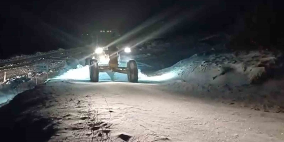 Elazığ’da Karla Mücadelede Yol Açma Çalışmaları ve Ekipman Yoğunluğu