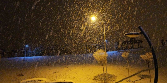 Elazığ’da Yoğun Kar Yağışı ve Meteorolojik Uyarı Gün Boyu Etkili