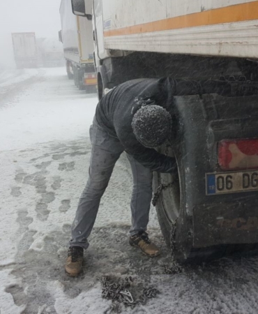erzincan-ve-cevresinde-kar-yagisi-ve-ulasim-guvenligi-yol-durumu-ve-meteorolojik-degerlendirme-1zbXAPK6.jpg