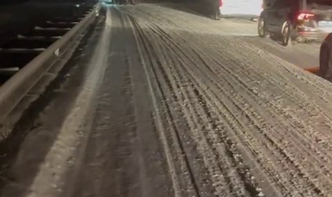 Erzurum’da Kar Yağışı Trafiği Olumsuz Etkiliyor: Kaza ve Yol Kapatmaları Bildirildi