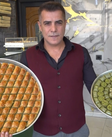 gaziantepte-ramazan-oncesi-baklava-talebi-hizla-artiyor-uretim-ve-fiyatlarda-guncel-gelismeler-E6SOL8sA.jpg