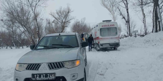 Karlıova’da Yardım Seferberliği: Muhtarın Sağlığı İçin Ekipler Hızlı Müdahale Etti