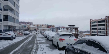 kulpta-kar-yagisi-ve-ulasimda-olusan-zorluklar-hava-sicakligi-dusuk-seyirde-devam-ediyor-HQLedzzV.jpg