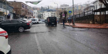 kulpta-yagmur-yerini-kar-yagisina-birakti-yuksek-kesimlerde-sertlesen-hava-kosullari-yasamsal-alanlari-etkiliyor-J7INabik.jpg