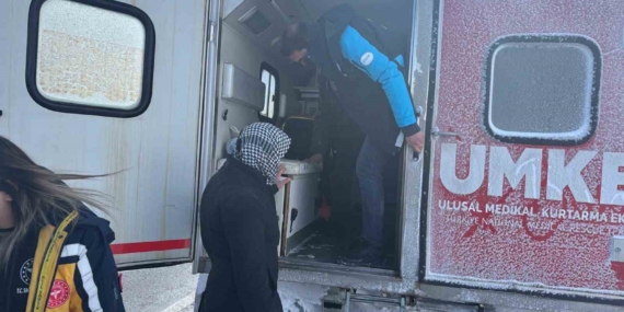 UMKE ve 112 Acil Sağlık Ekiplerinin Zorlu Kış Koşullarında Hayat Kurtarma Operasyonu