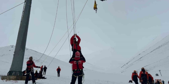 Abalı Kayak Merkezi’nde Çığ Tatbikatı: 150 Personel ve 30 Araçla Sahada Koordinasyon Güçlendirildi