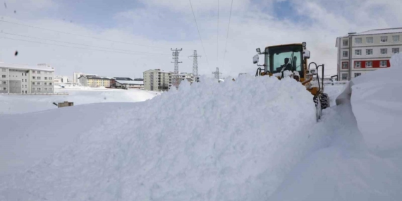 bitliste-yogun-kar-baskisi-sonrasi-yol-durumu-ve-guvenlik-uyarilari-iDXvd1gP.jpg