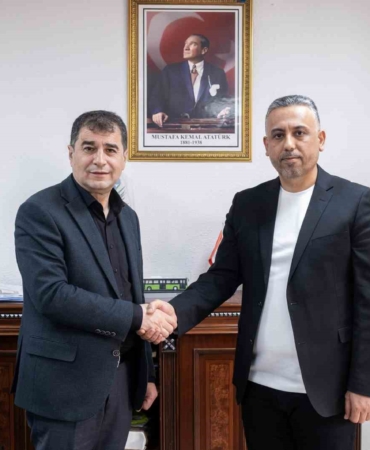 diyarbakir-belediyesinde-genel-sekreterlik-degisimi-ve-yeni-gorev-dagilimi-CPf48XCY.jpg
