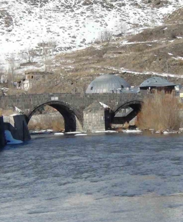 kars-cayi-bahar-erken-geldi-buzlar-eridi-su-akisi-hizlandi-NXSc5aU9.jpg