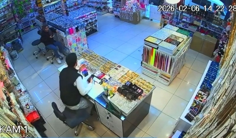 kemah-depremi-49-buyuklugundeki-sarsinti-elaziga-da-yansidi-hX7lphyh.jpg