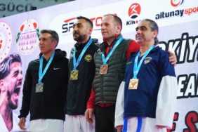 manisada-duzenlenen-turkiye-buyukler-para-karate-ve-veteranlar-sampiyonasi-sonuclari-9ZbIYDeN.jpg