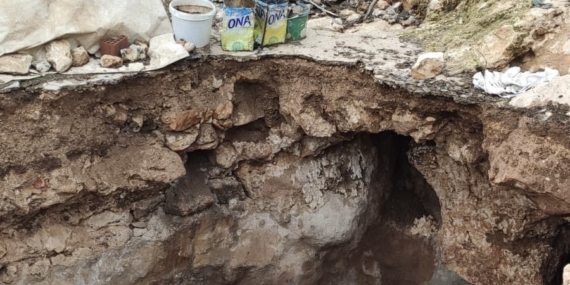 Nusaybin’de Yağış Sonrası Toprak Çökmesi: Mahallede Güvenlik Endişesi