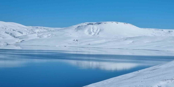 Ağrı’da Dondurucu Soğuklar ve Buz Tutan Su Kaynakları: Kar Altında Yaşam Zorlukları