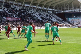 elazigspor-muglaspor-maci-ozeti-ev-sahibi-1-0-one-gecti-WeUewq82.jpg