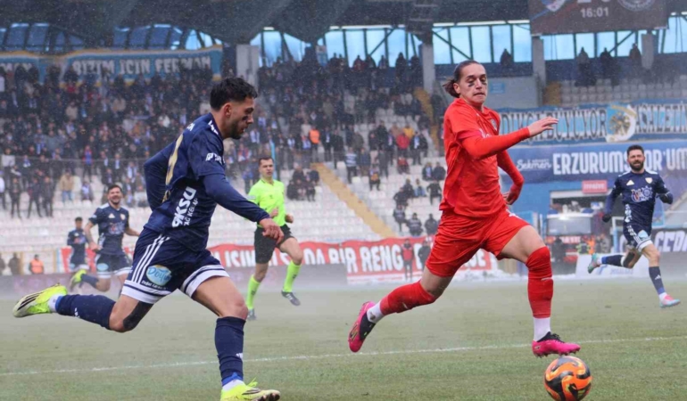 erzurumspor-fk-8-1-manisa-fk-ev-sahasinda-genis-farkli-zafer-jX1NVnI8.jpg