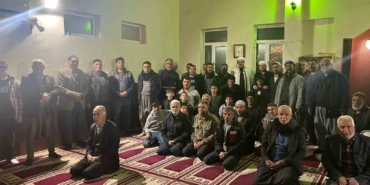 kadir-gecesi-diyarbakirda-dualarla-ihya-edildi-manevi-zenginlik-icinde-dagildi-M7Hna7Mv.jpg