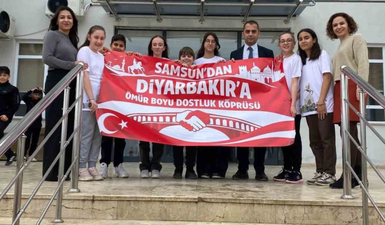 samsun-diyarbakir-dostluk-koprusu-bahcekoyde-oyun-parki-icin-kucaklasan-ziyaretler-uJ3VSNq5.jpg