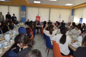 selahattin-eyyubi-genclik-kampi-genclerle-bulusma-ve-yeni-hizmette-ilk-izlenimler-ca7SgKSa.jpg