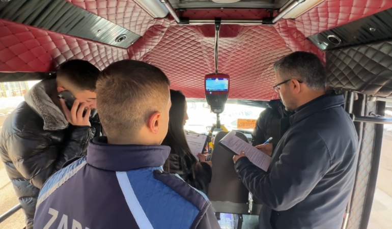 yuksekovada-yolcu-tasima-denetimleri-fazla-yolcuya-karsi-siki-uygulama-ve-guvenlik-onlemleri-Q6HwnpJU.jpg