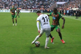 amed-sportif-faaliyetler-bodrum-fk-karsisinda-sahadan-1-1lik-esitlikle-ayrildi-duBs7Kxk.jpg