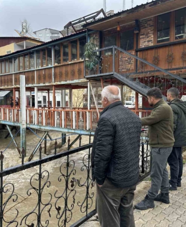 catakta-siddetli-yagis-ve-kar-erimelerinin-olusturdugu-taskin-riski-sonrasi-tedbirler-QVCWHgVO.jpg