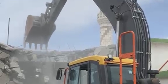 Çermik’te Hasar Gören Cami Yıkımı Tamamlandı ve Yeni Cami İçin Destek Çağrısı