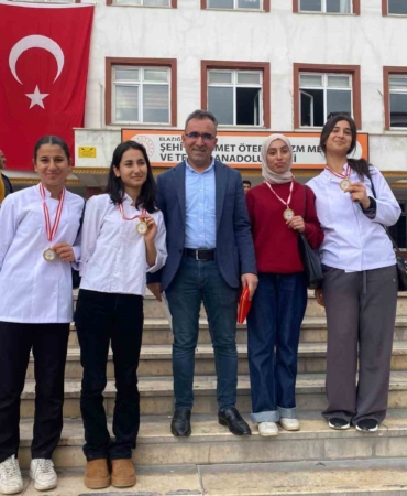 diyarbakir-cermikli-ogrencilerle-yoresel-lezzetlerde-altin-madalya-basarisi-GkBFe9lB.jpg