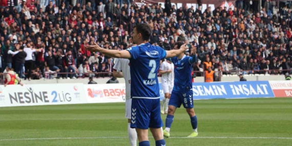 Elazığspor, El Atatürk Stadyumu’nda Erbaaspor’a Karşı 3-0’lık Net Galibiyet Aldı