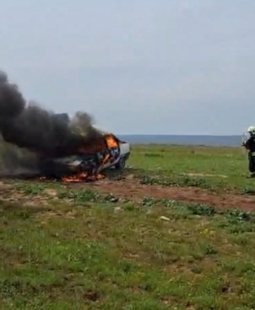gaz-kacaklari-ve-lpg-araci-yangini-diyarbakirin-cinar-ilcesindeki-olay-7GZbSPsu.jpg