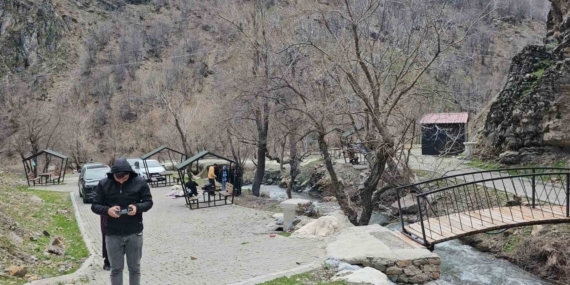 Gümüşkanat Şelalesi: Doğanın Ferahlatan Sesi ve Ziyaretçi Akını