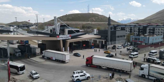 İran’a Yardım Taşımaları: Türkiye’den Sağlık Malzemesi ve İlaç Gönderimi