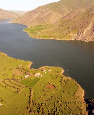keban-baraj-golunde-bahar-manzaralari-drone-ile-gunbatimi-ve-doganin-canlanisi-YskMcG34.jpg