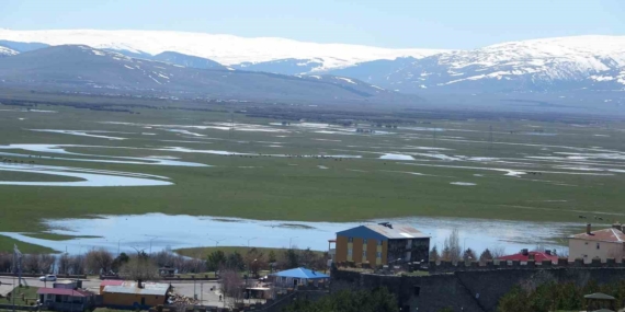 Kura Nehri Debisi Artıyor: Ardahan’da Taşkın Uyarısı